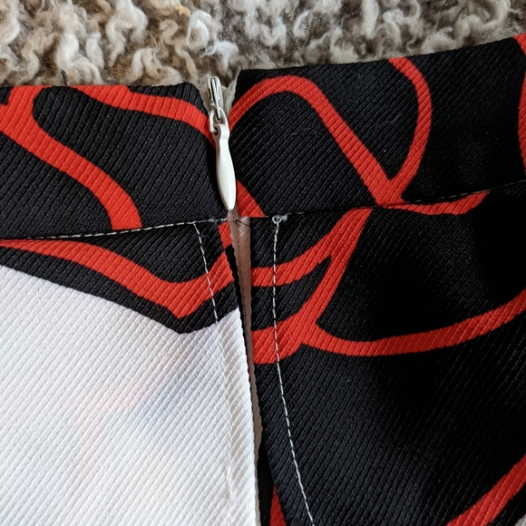 Flower Printed Sun Dress - Picture 6 of 9